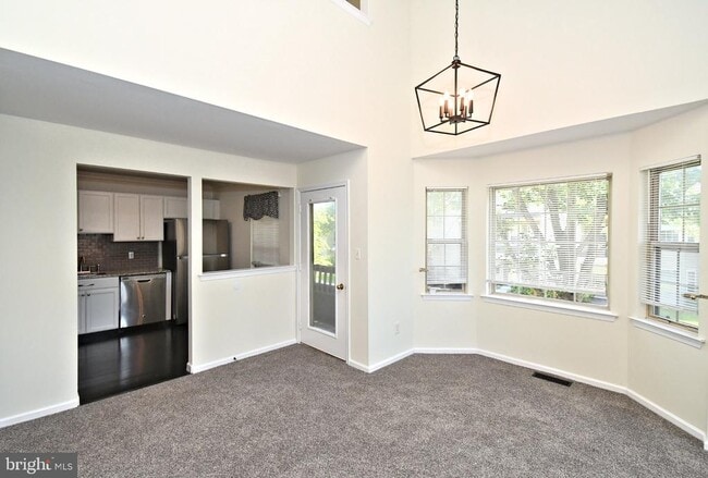 Building Photo - 3208 Danbury Ct