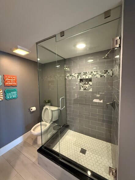 Guest bathroom view 2 - 1460 Gulf Blvd