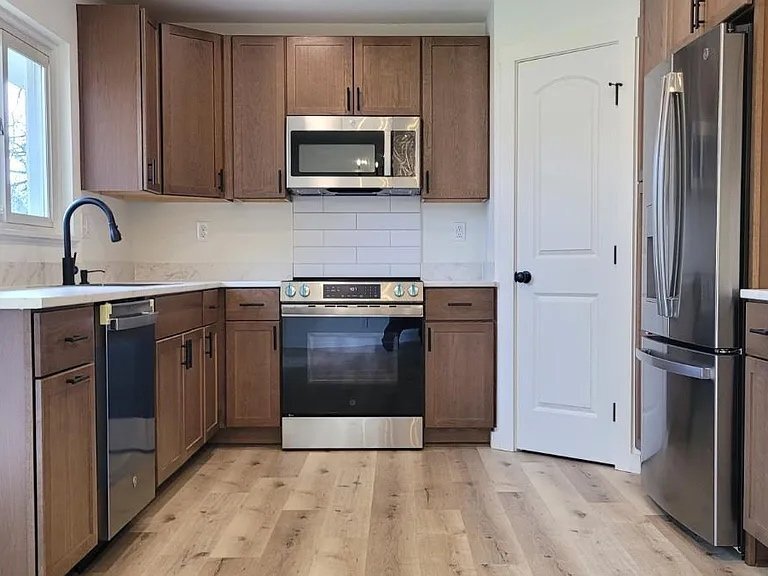 Building Photo - 969 Robin Hill Dr