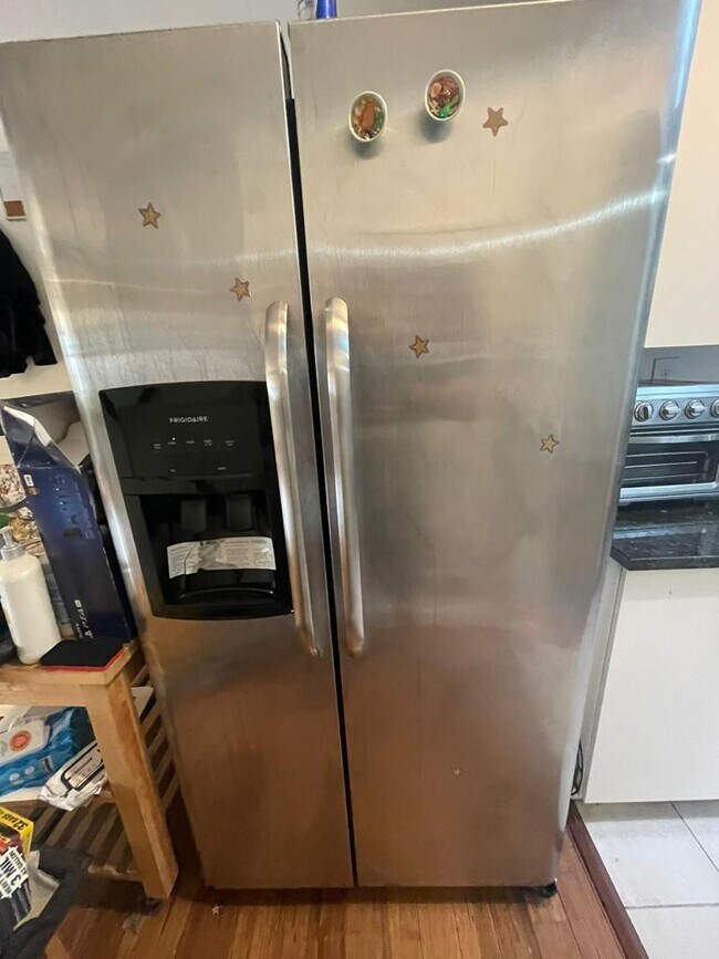 Building Photo - 1701 Montello Ave NE