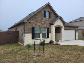 Building Photo - Ready for Move-In