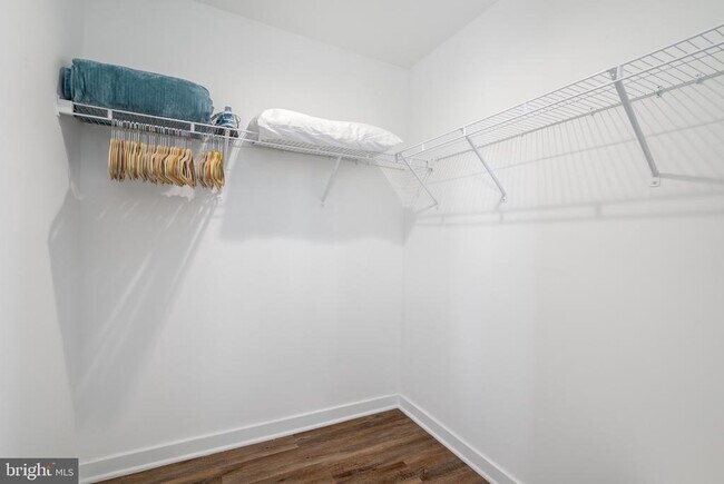 Building Photo - 3101 Riseview Ln