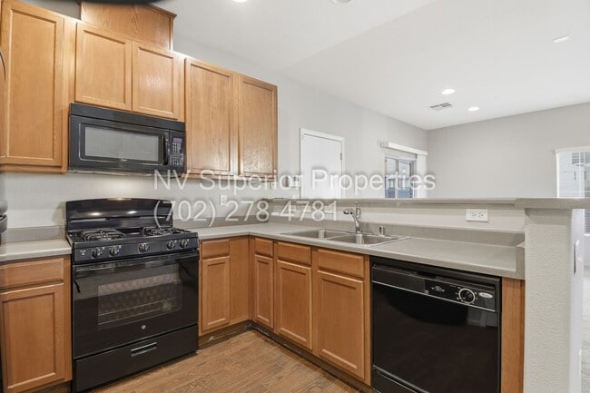 Building Photo - Henderson!!! Community: Cadence!! Brand New Carpet!! 4 Bedrooms!!! Bed & Full bath downstairs!! L...