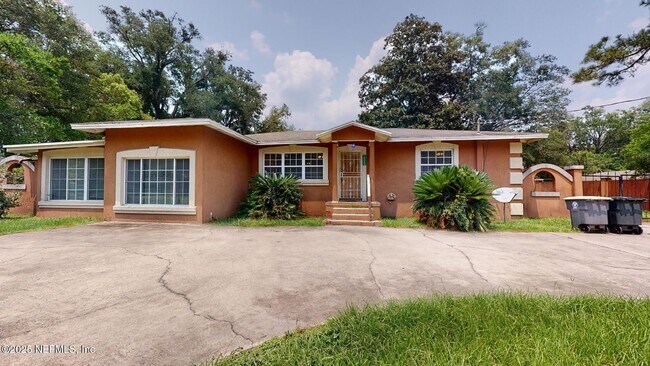Building Photo - 8229 Hogan Rd