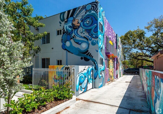 Building Photo - 541 NW 33rd St