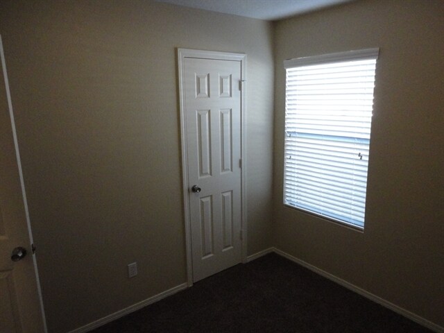 Building Photo - 5363 Fossil Ridge Pl NW