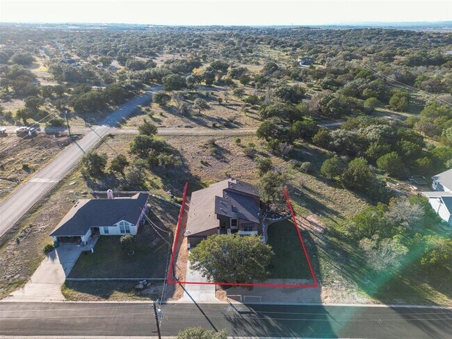 Building Photo - 1306 Whitetail Rd