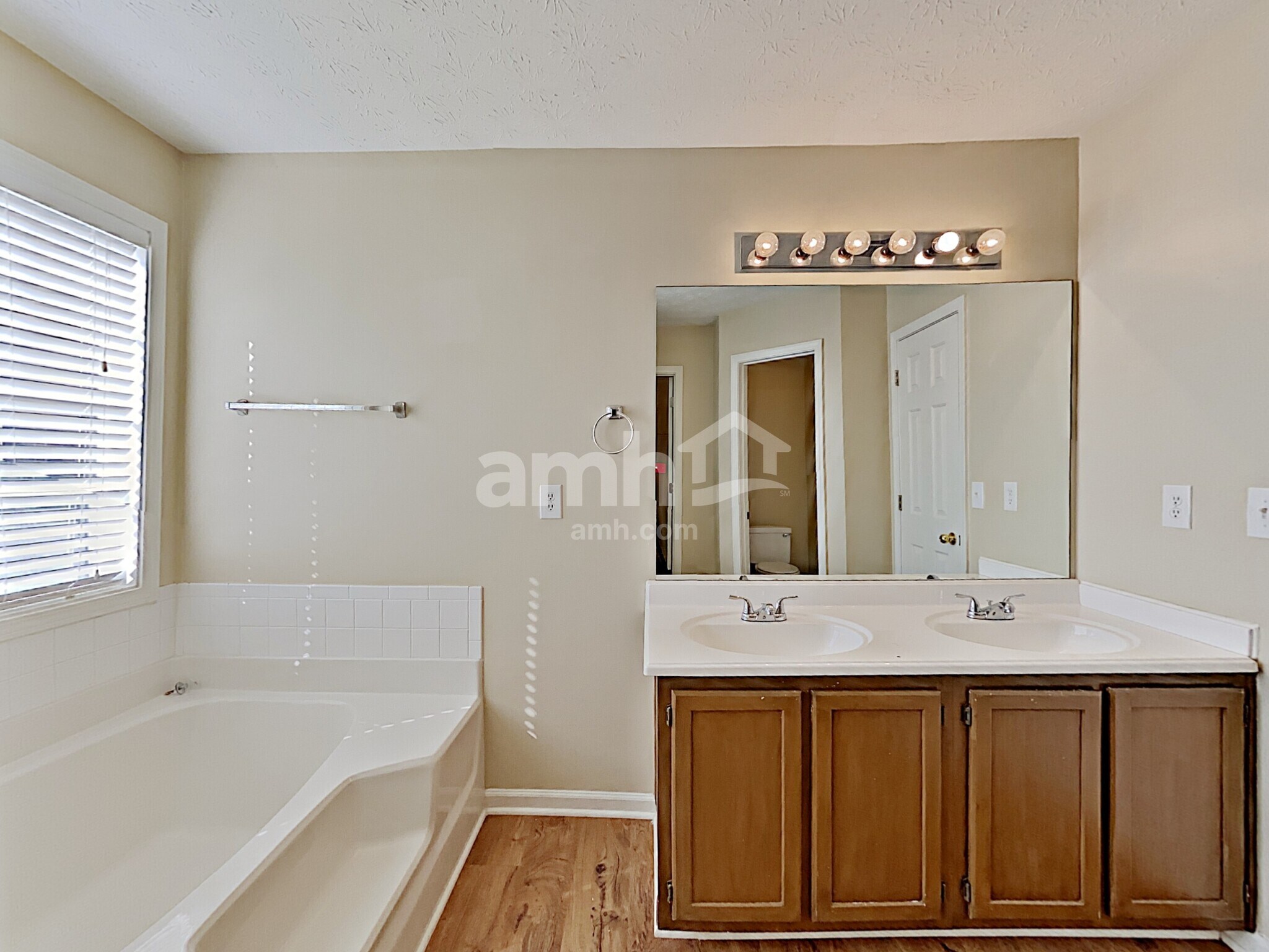 Building Photo - 3436 Friendship Farm Dr