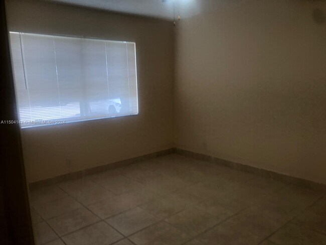 Building Photo - 16531 Blatt Blvd