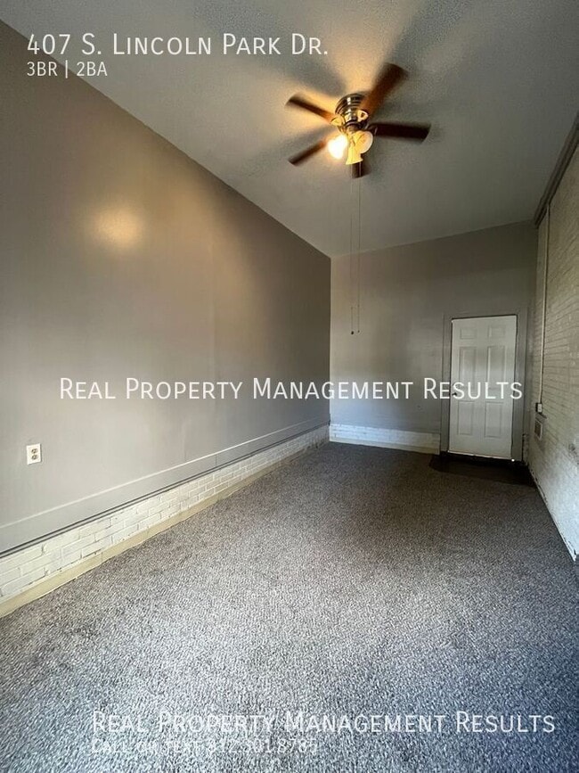 Building Photo - 407 S Lincoln Park Dr
