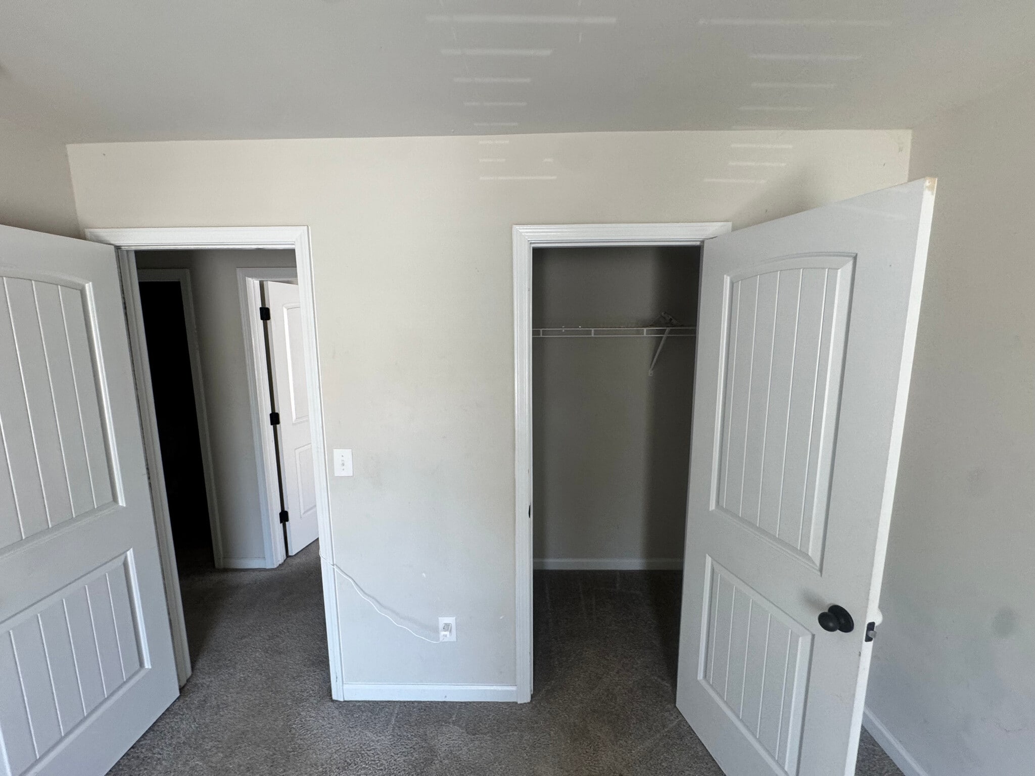 Building Photo - Room in House on Brightside Pkwy