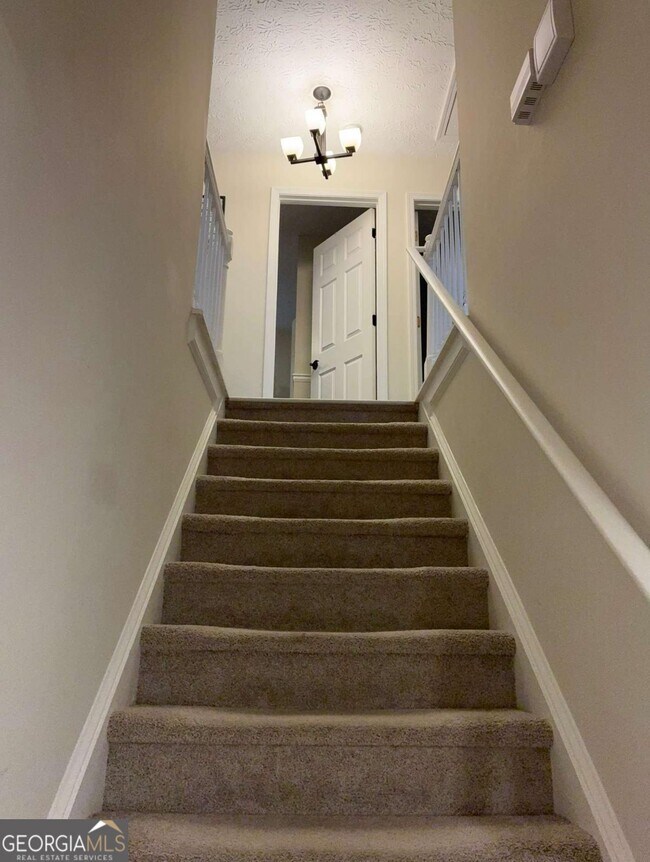 Building Photo - 117 Holly Mill Village Dr