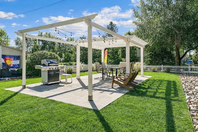 Building Photo - 8113 W 10th Ave