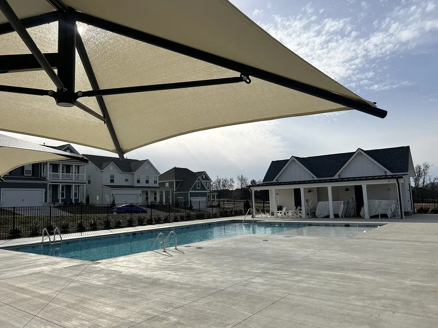 Building Photo - 356 Hammock Ln