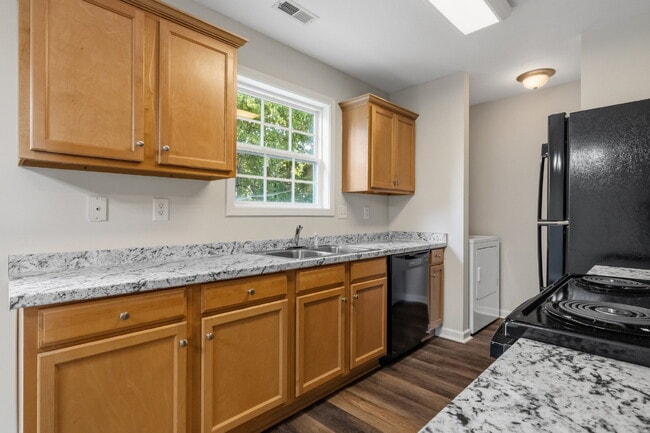 Building Photo - 209 Ansley Walk Ln
