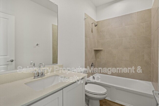 Building Photo - 233 Cherryvale Ln