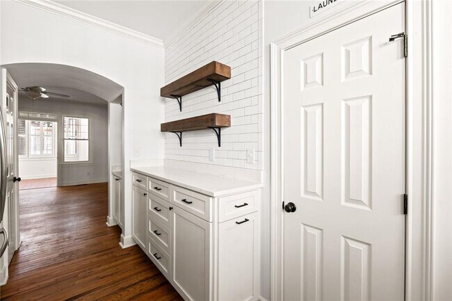 Building Photo - 878 Briarcliff Rd NE