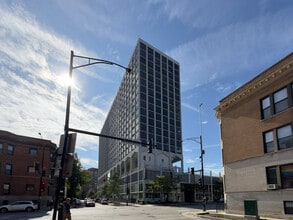 Building Photo - 4334 N Hazel St