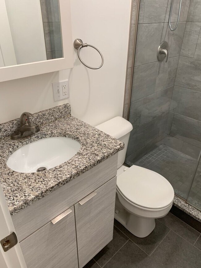 Building Photo - CHELSEA/BOSTON NO BROKER OR RENTAL FEES!! ...