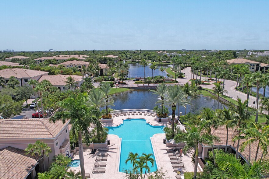 Building Photo - 2810 Grande Pky