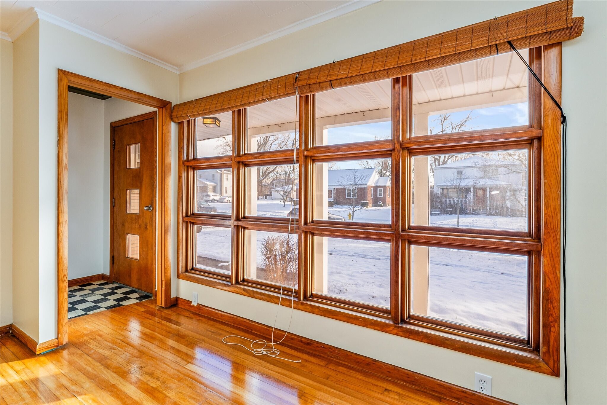 Building Photo - 32 Deland Park B