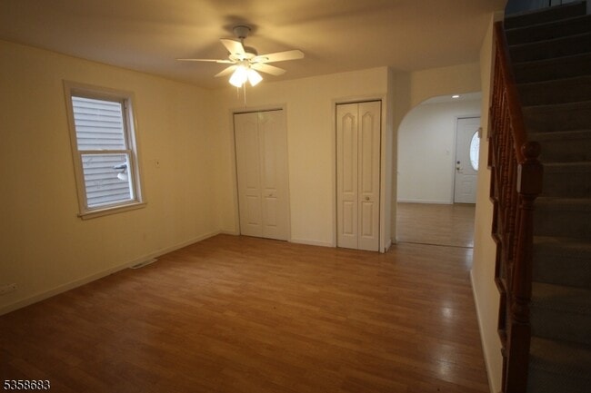 Building Photo - 857 Westfield Ave