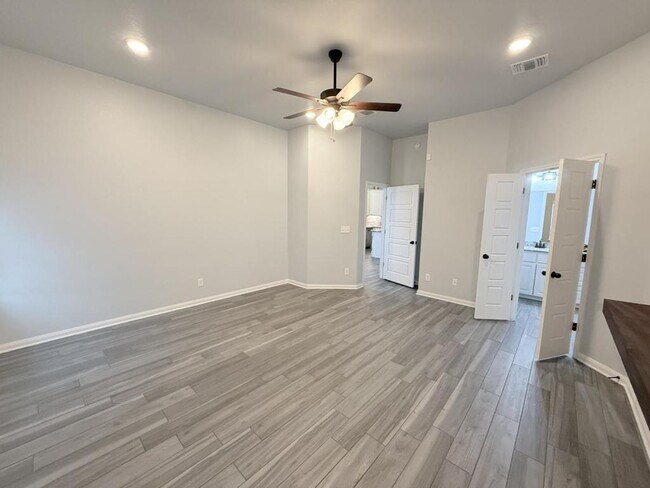 Building Photo - 8301 Grayson Trl