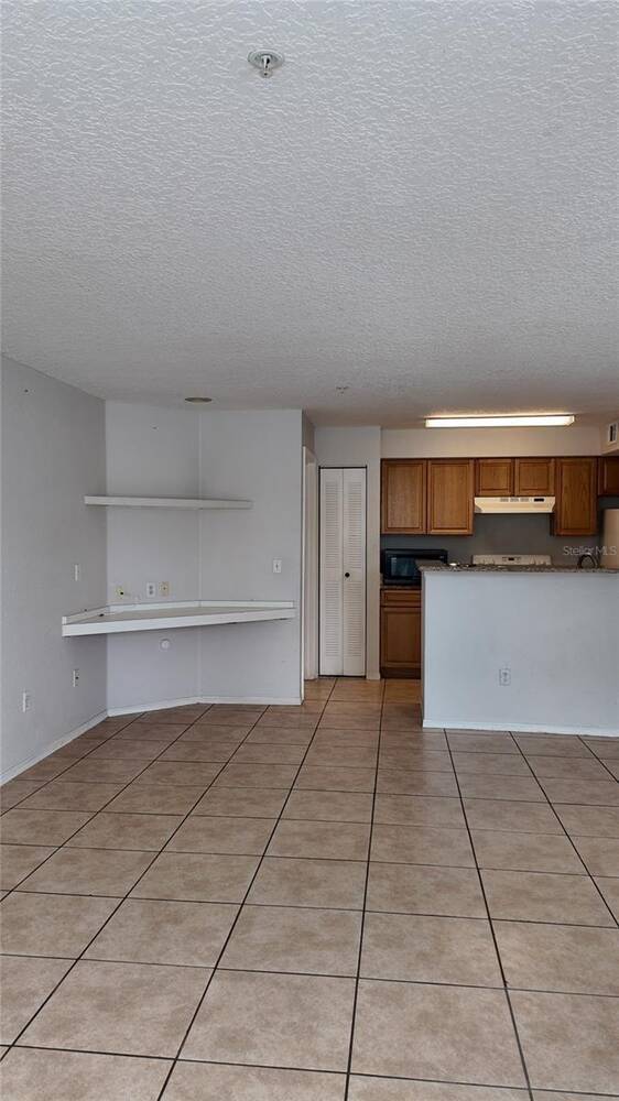 Building Photo - 2209 Antigua Pl