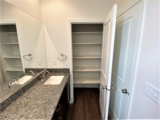 Building Photo - 231 E Sicily Dr