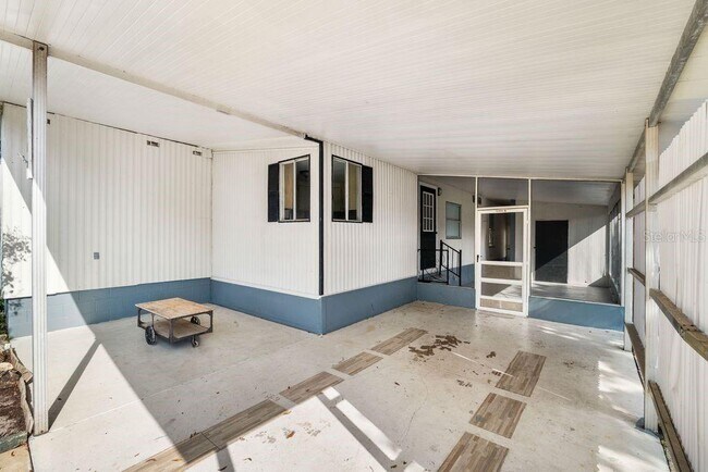 Building Photo - 3648 Fox Ridge Blvd