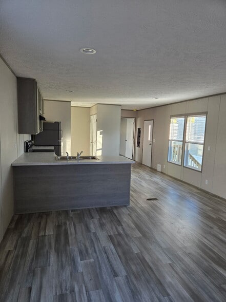 Primary Photo - River Chase