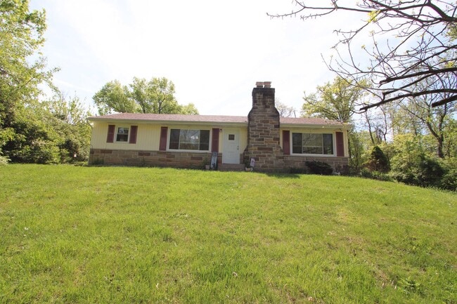 Building Photo - 3 Bed 1 Bath House