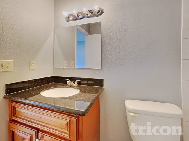 Building Photo - 13920 Citrus Pointe Dr