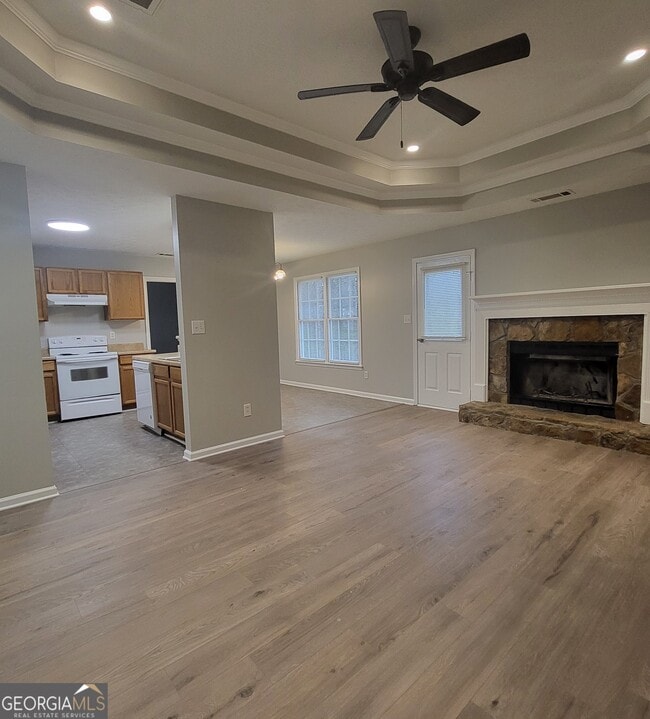 Building Photo - 112 Sundown Dr