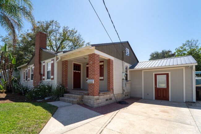 Building Photo - Davis Shores 3/2 Single Family Home