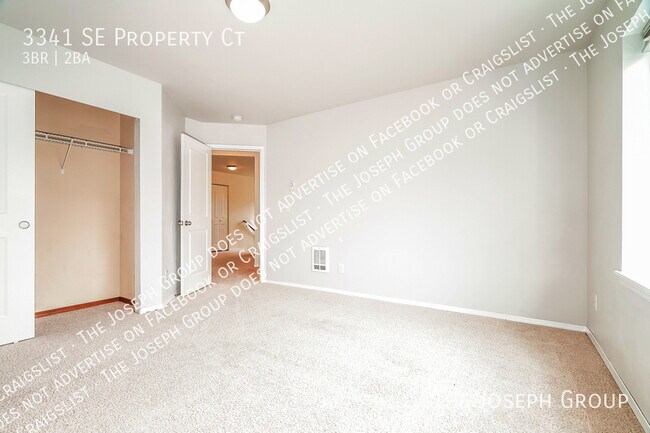 Building Photo - 3341 SE Property Ct