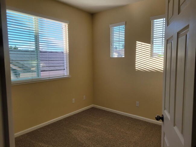 Building Photo - **CROCKER RANCH** NICE TWO STORY HOME, 4+ BEDROOM, 3 BATH, GAME-ROOM, & 2 CAR GARAGE