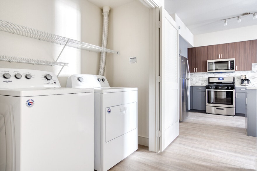 Building Photo - 44758 Old Warm Springs Blvd