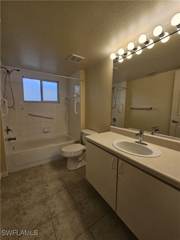 Building Photo - 8274 Key Royal Cir