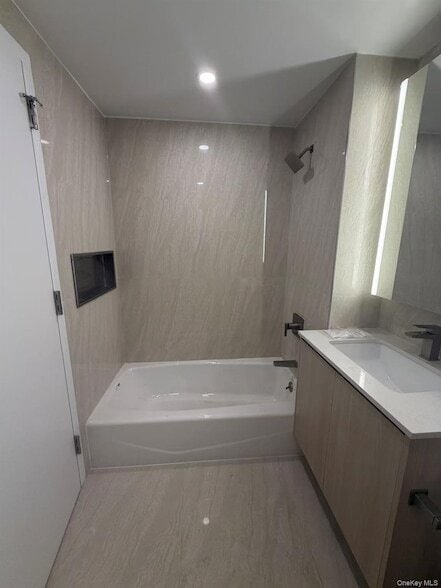 Building Photo - 33-71 Prince Street Unit 6A