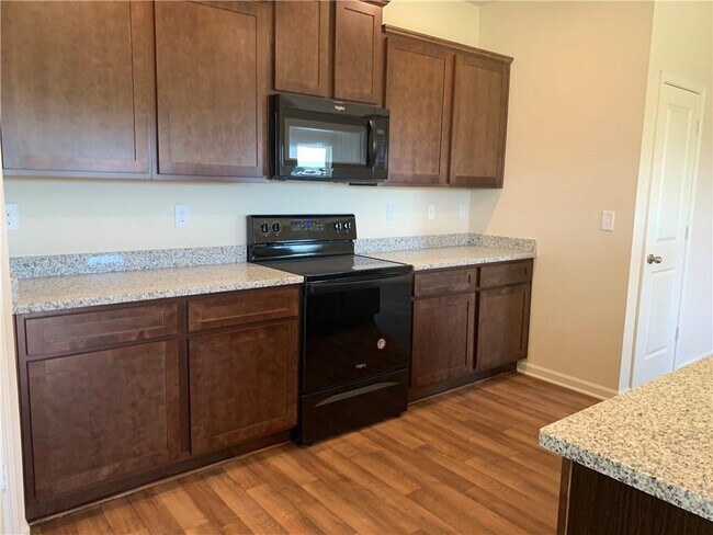 Building Photo - 929 Independence Ave