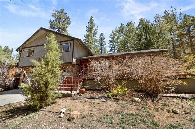 Primary Photo - 383 Catalina Rd