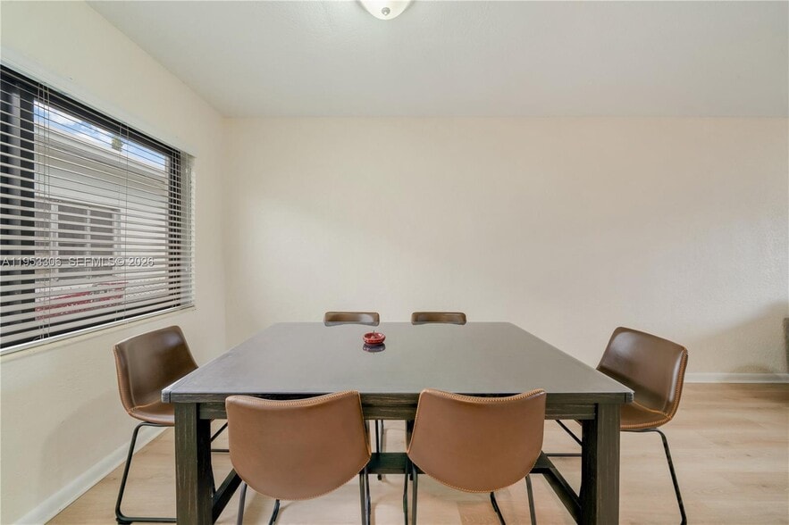 Building Photo - 2 NW 47th St