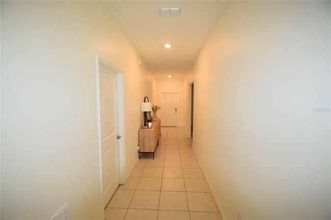 Building Photo - 2607 Red Egret Dr