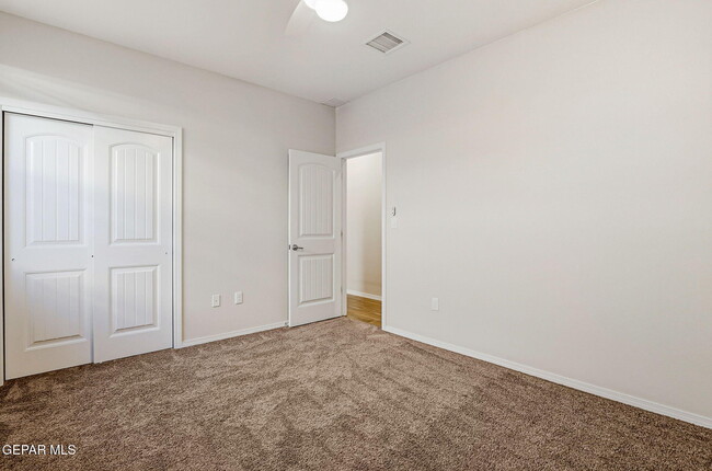 Building Photo - 14804 John McNeely Ave