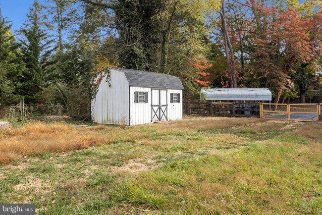 Building Photo - 210 Garrison Forest Rd
