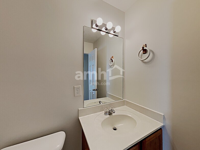 Building Photo - 3429 Boxelder Way