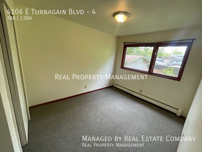 Building Photo - 4106 E Turnagain Blvd