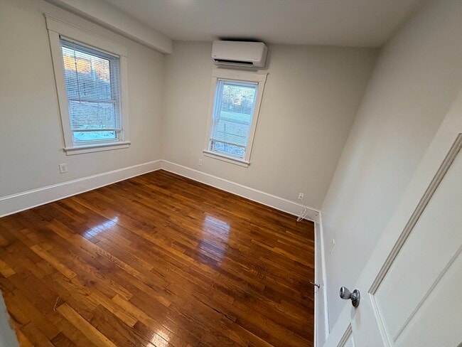 Building Photo - 249 Hyde Park Ave