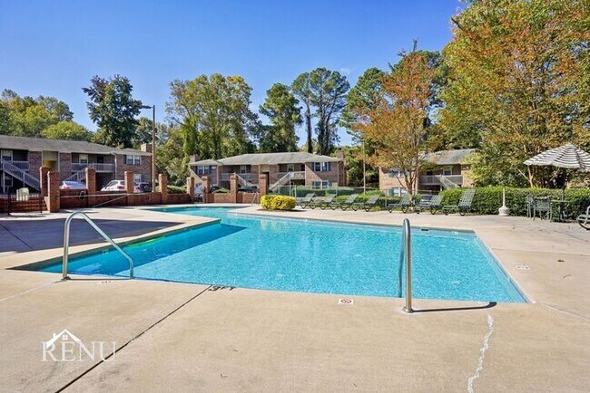 Building Photo - 914 Bethabara Hills Ct